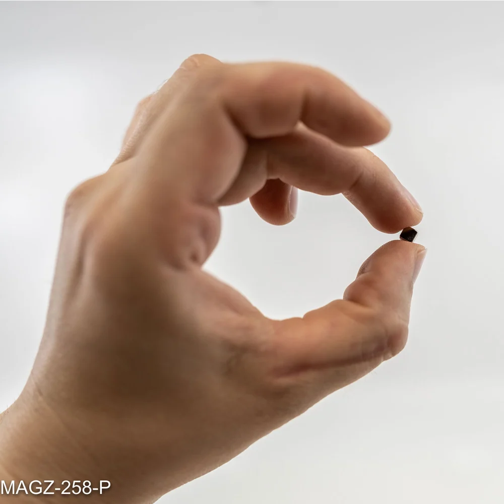 Supermagnet, Kub 4x4x4 mm