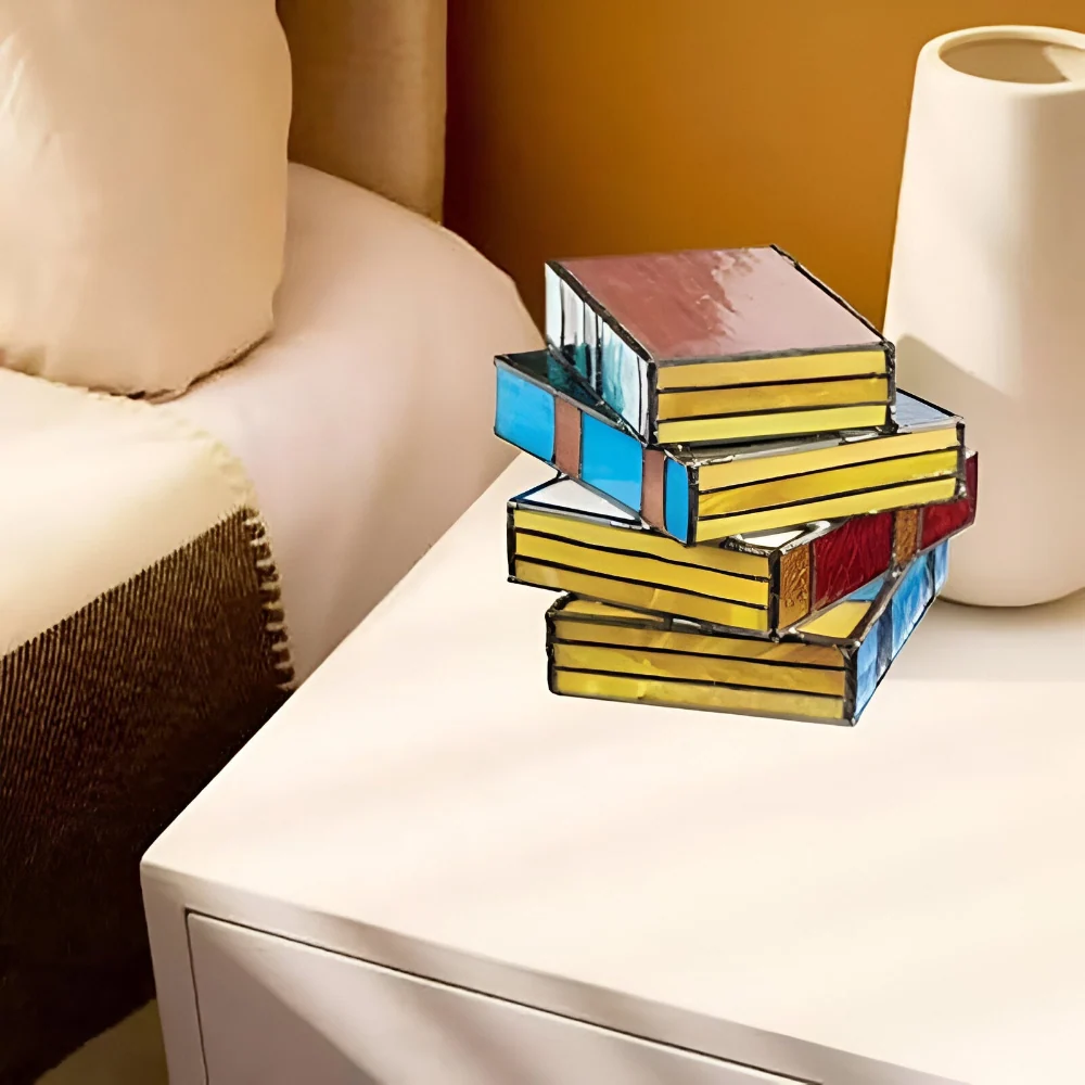 CoziBook - Dekorativ Gammaldags Bok Bordslampa - Lysande Bok Nattljus