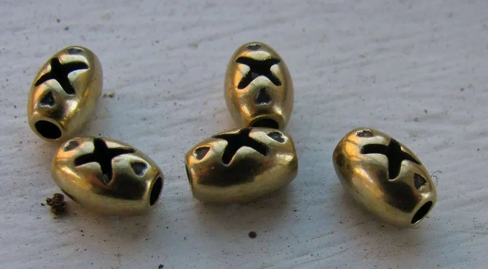 Mellandel Bronsfärgad - Större Tub med Kryss 5x8 mm, 5-pack