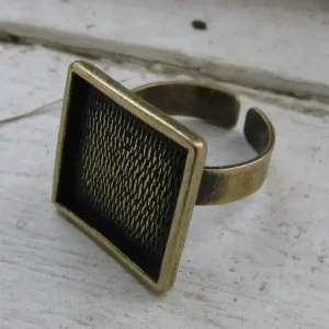 Ringstomme Bronsfärgad - Fyrkantig Ram 18mm 1 styck