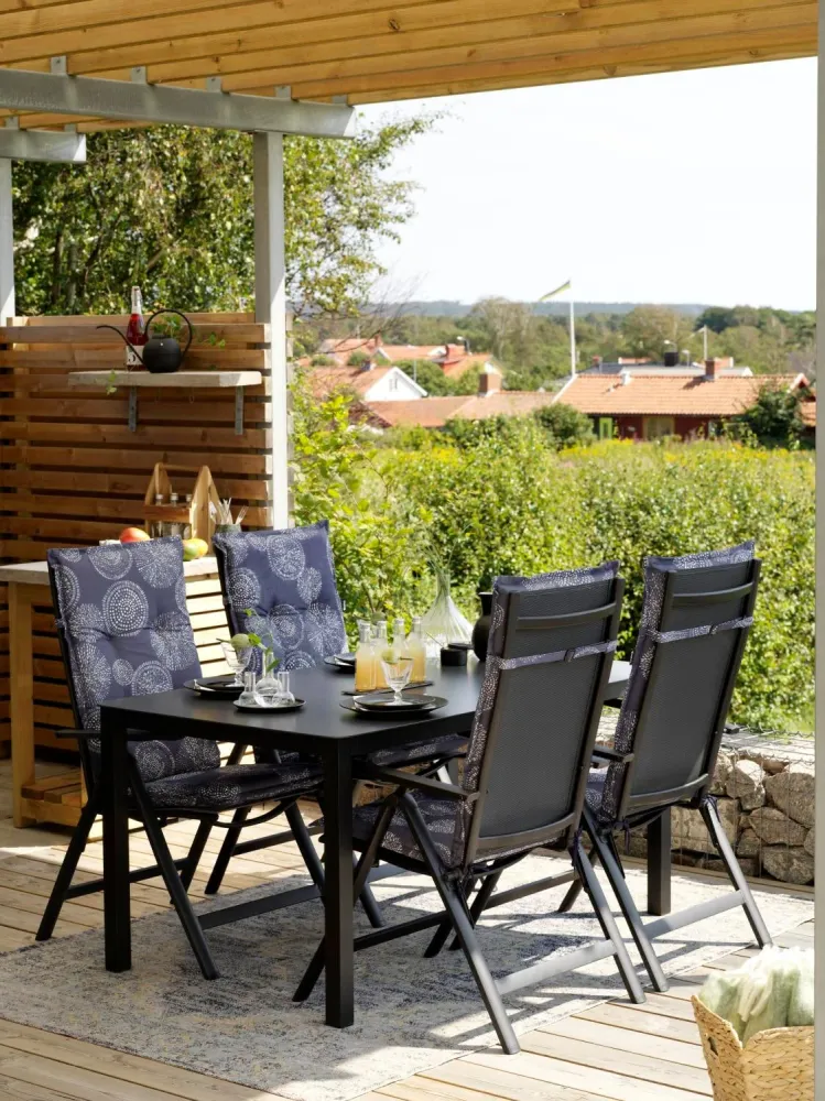 Brafab Rana positionsstol Svart/svart Installation Kit