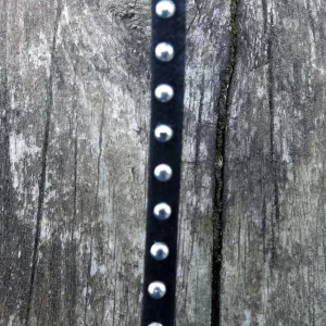 Mockaimitation - Ebenholts med nitar, 5mm, 1 m