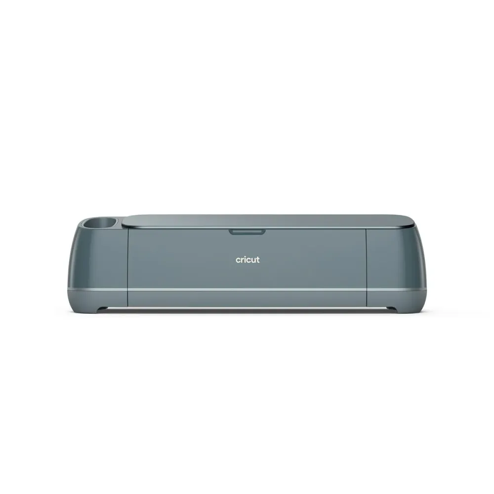 Cricut Maker 4 Essentials Bundle
