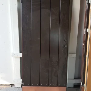 art 13 Ekstrand Dörr shielded riktig tung dörr 9000 kr (BORLÄNGE)