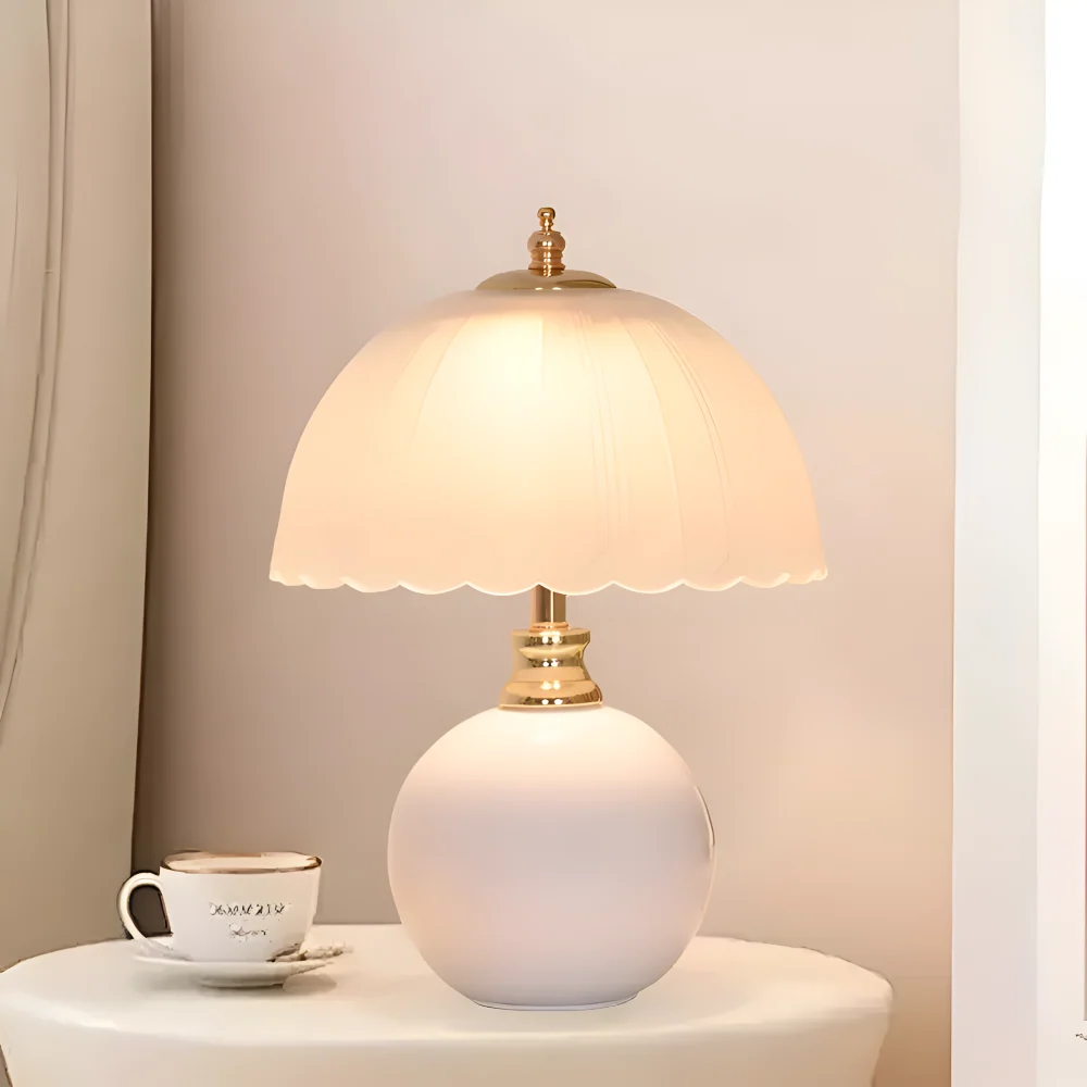 Keramisk Kuppel Bordslampa - Stilren Nattduksbordslampa för Moderna Sovrum Vit