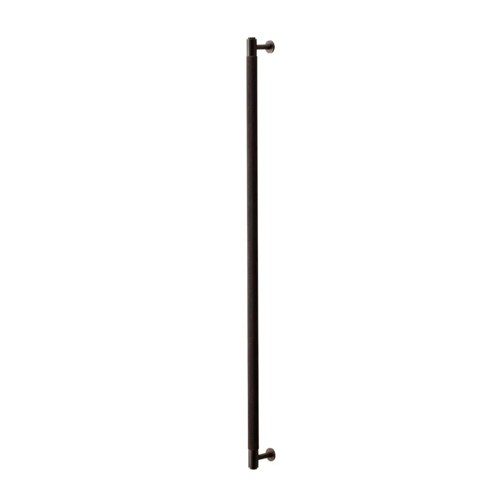 Cross dubbelsidigt dörrhandtag i brunerad golden metal med diamantslipat mönster 774 mm • Buster + Punch