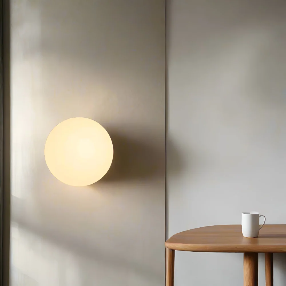 Minimalistisk Rund Glas Vägglampa - Stilfull Mjölkvit Inomhus Vägglampa för Modernt Hemdesign