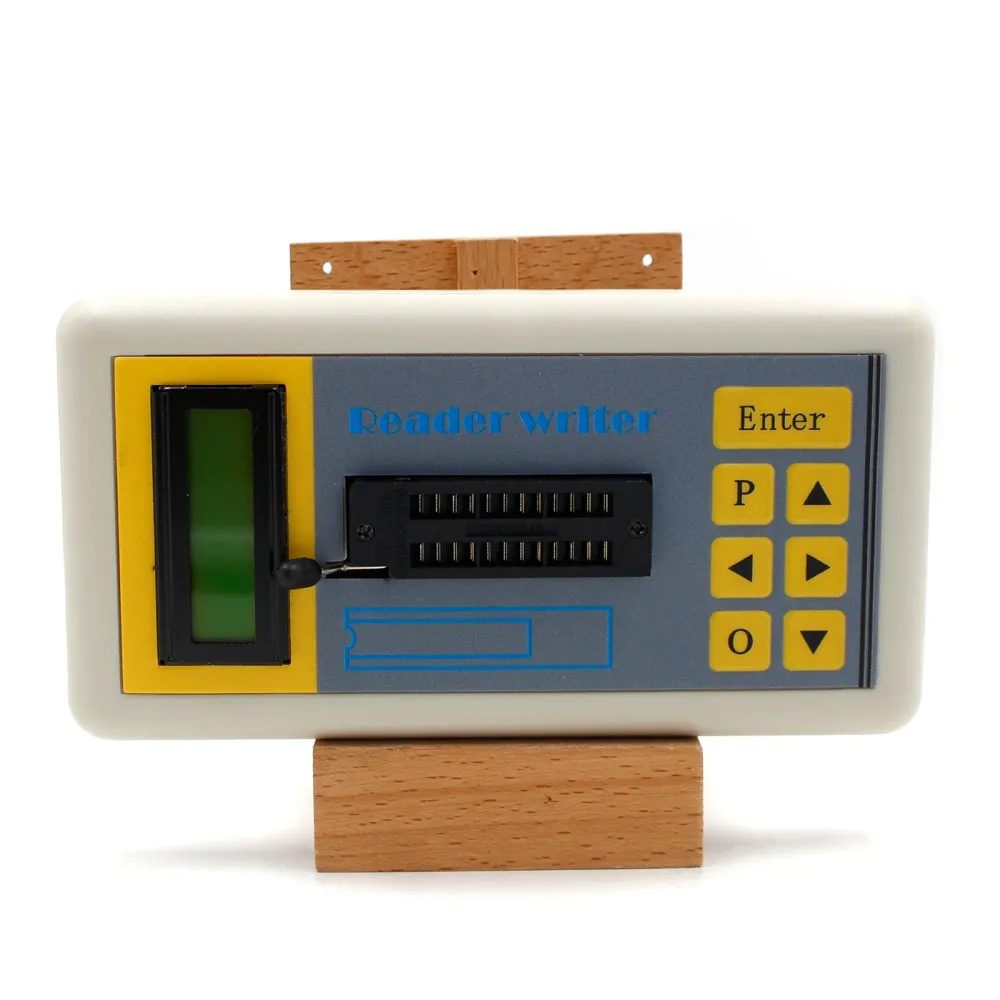 Integrerad Circuit IC Tester Transistor Tester med LCD -skärmskärm