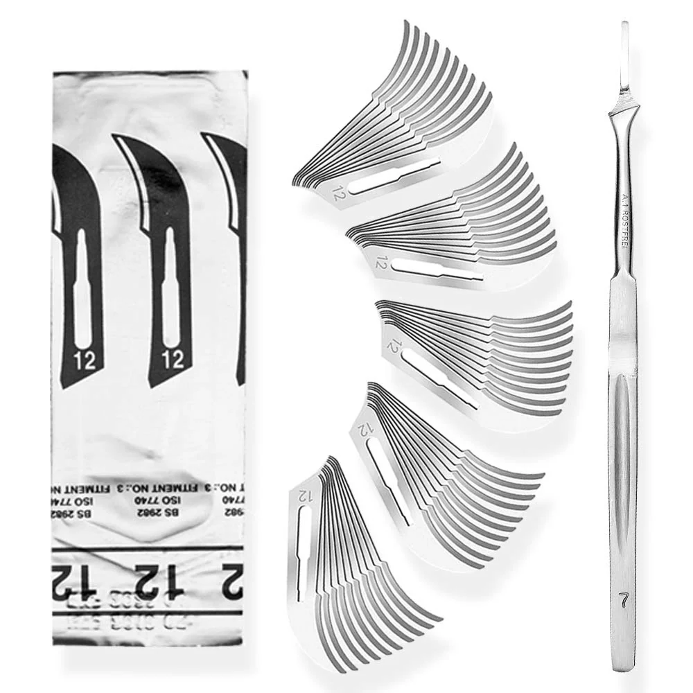 Set - 50 stycken skalpellsblad figur 12 av kolstål - reservblad individuellt sterilt förpackade + 1 x May - skalpellhållar...