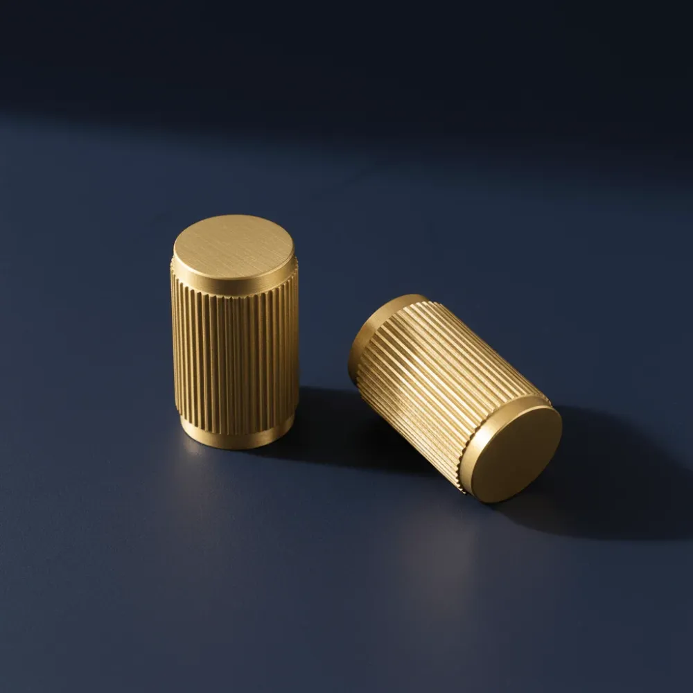Knopp 3100 | Räfflad | Mässing
