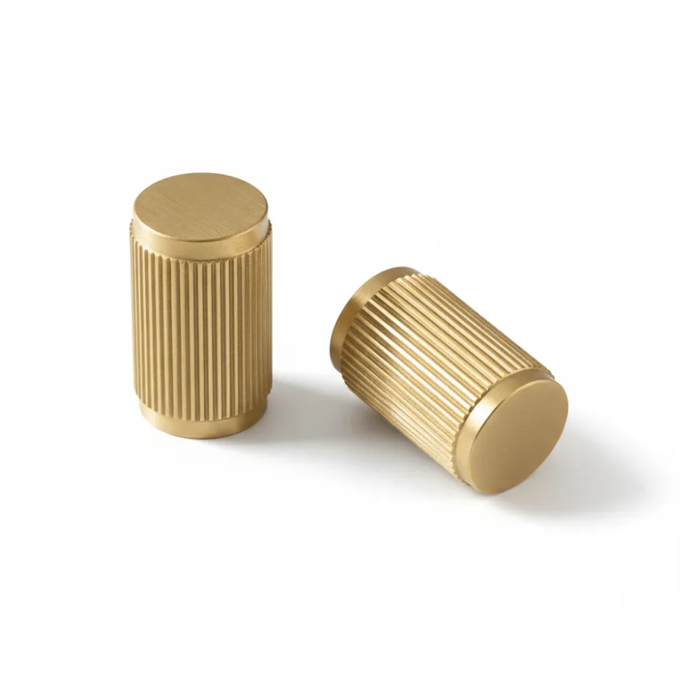 Knopp 3100 | Räfflad | Mässing