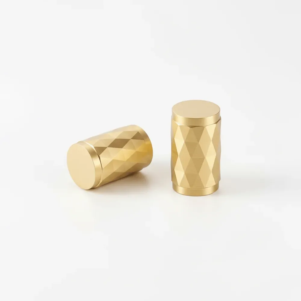 Knopp 3117 | Diamant | Mässing