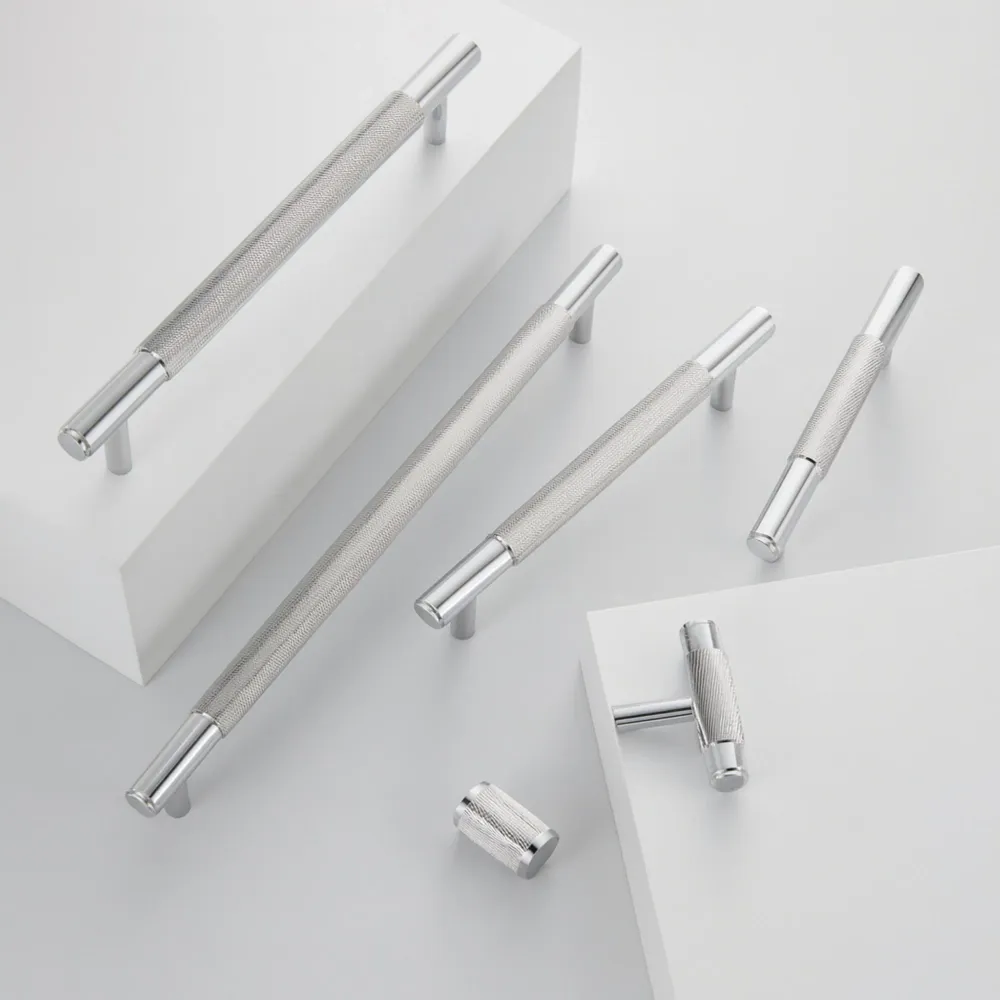 Knopp 3146 | Räfflad | Krom