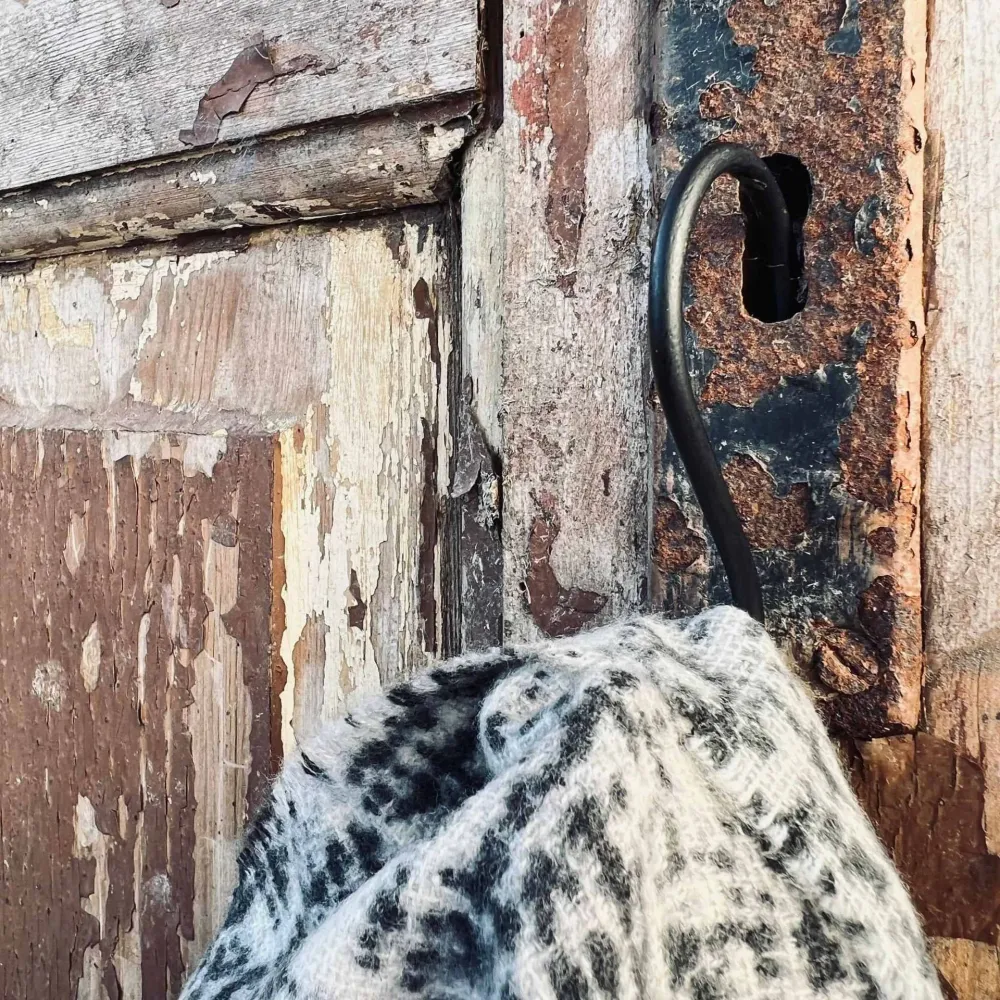 S-krok i svart metall - 1 st