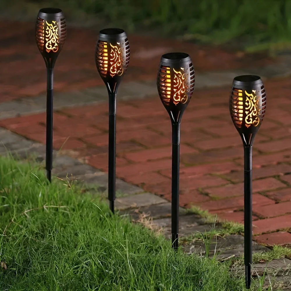 FlameGlow Torch – Solcellsdriven Fackellampa med Flimrande Låga (IP65)