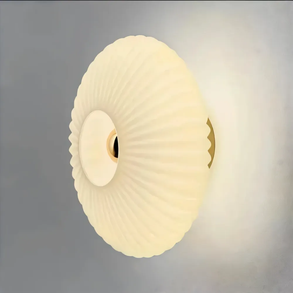 LumiWave – Nordisk Glasvägglampa i Bauhaus-stil med Vågformad Design