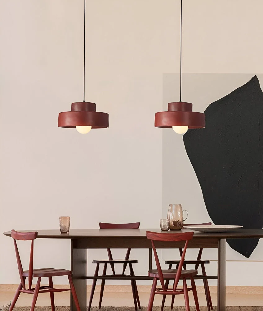 NostalSabi – Färgstark Wabi Sabi Pendellampa i Röd Macaron-Design Svart