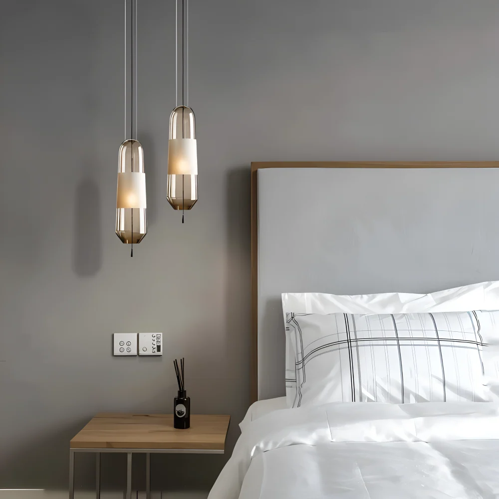Vintara – Glaspendellampa i Old-style Stil med Öppen Design