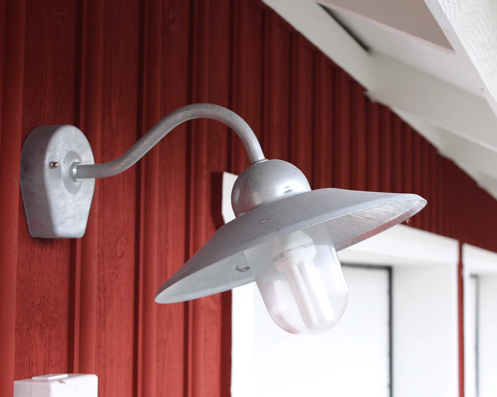 FASADBELYSNING STALL LED E27 Vit