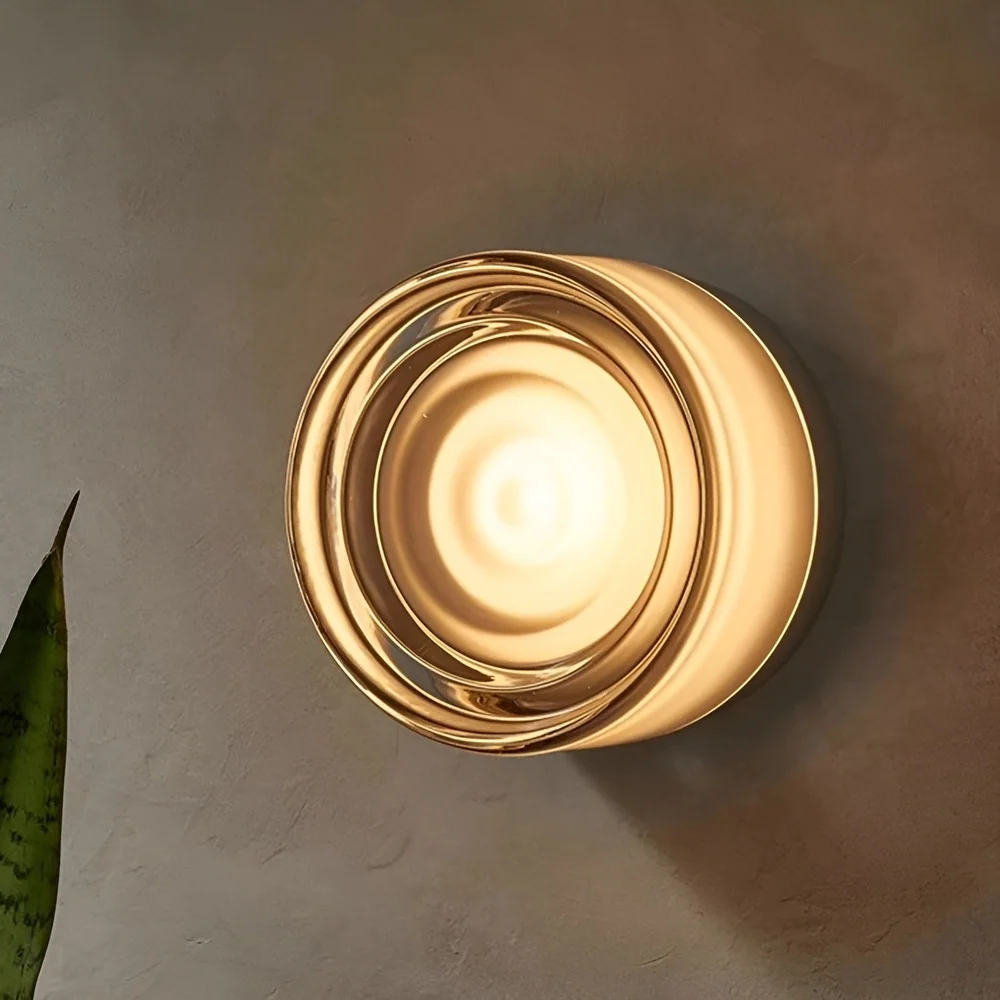 Jelly Gleam - Lyxig Vägglampa av Nordisk Gelé med LED-ljus