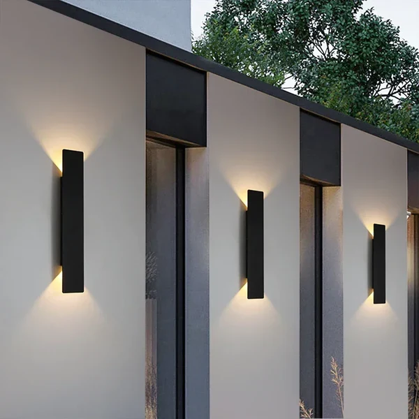 LjusLina - Vattentät LED Vägglampa i Aluminium – Energieffektiv Utomhusbelysning Svart