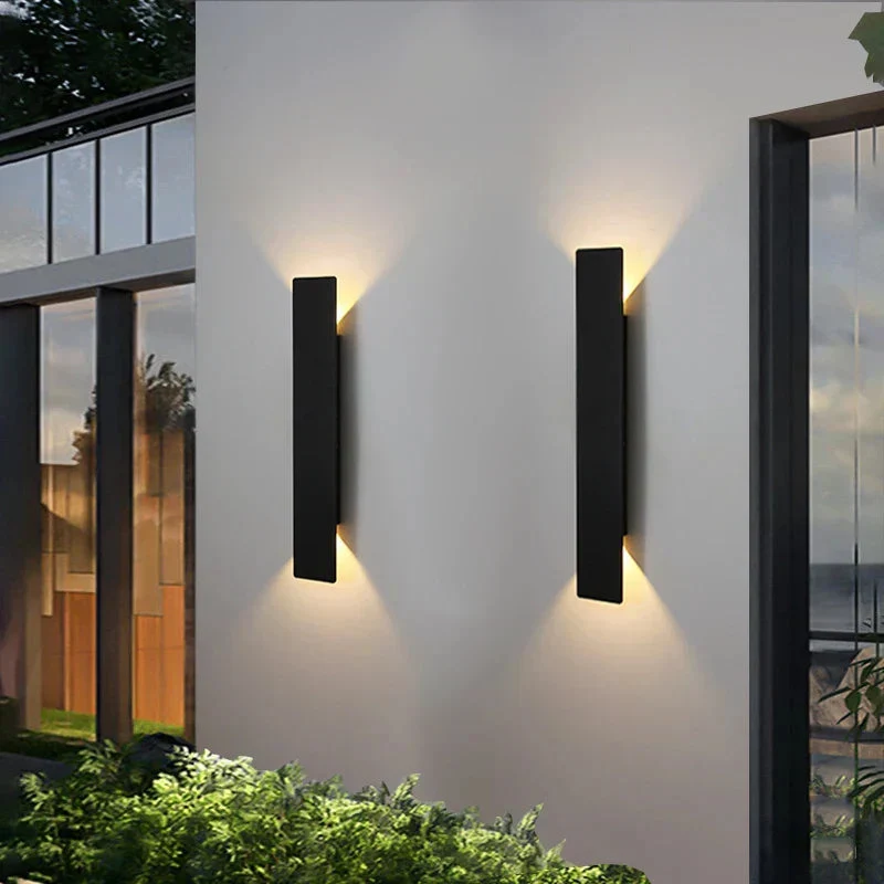 LjusLina - Vattentät LED Vägglampa i Aluminium – Energieffektiv Utomhusbelysning Svart