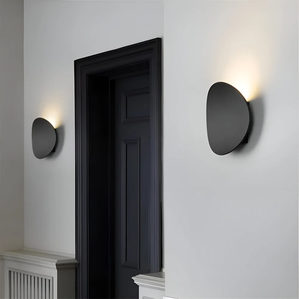 LumoOval – Vägglampa i Aluminium med Inbyggd LED och Minimalistisk Design Svart