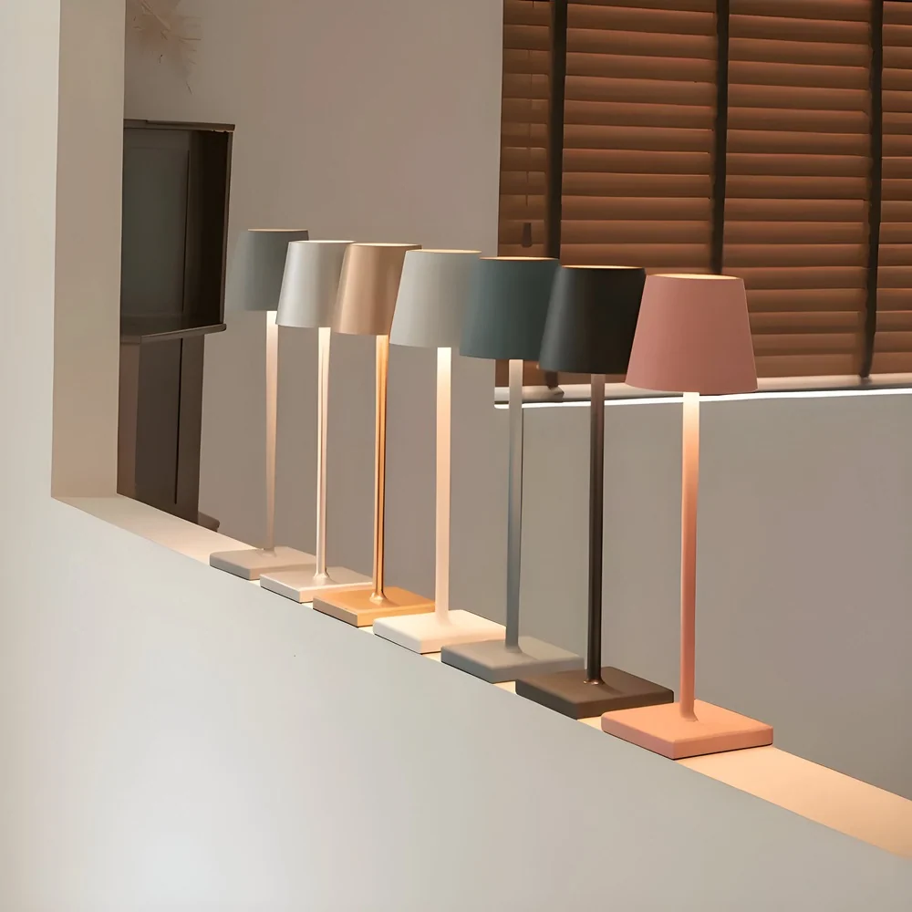 Old-style Dimbar Sladdlös LED-Bordslampa med Vattentät Design Svart