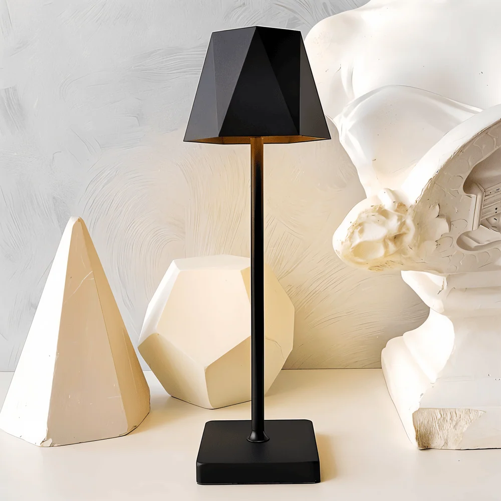 PolyLamp - Portabel Hexagonal LED-Bordslampa - Vattentät och Battery-powered Svart