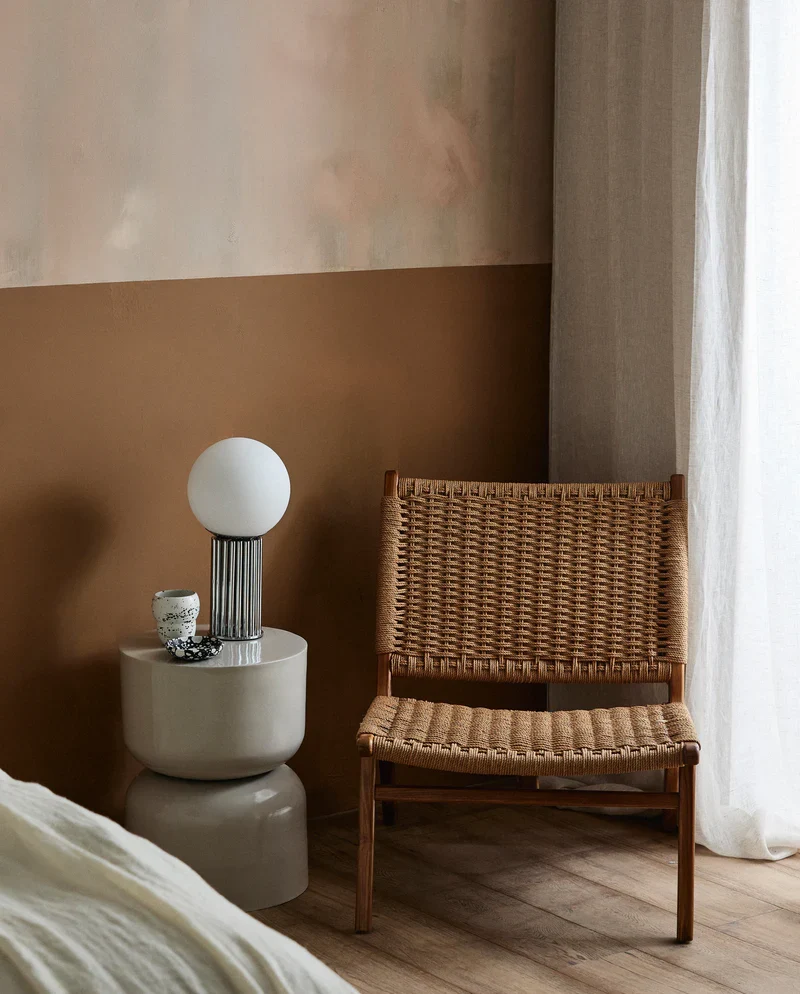 HERMOD Bordslampa - blank metall finish