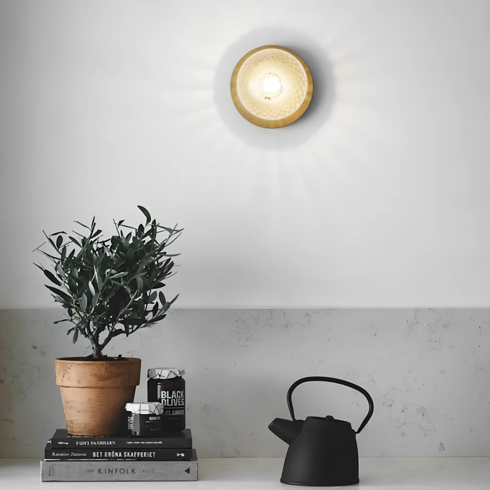 LumiOrb – Elegant Taklampa med Mattad eller Tydlig Kristallkula Svart