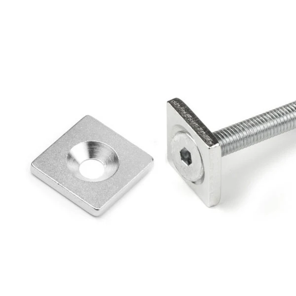 Countersunk metallplåt 20x20x3 mm