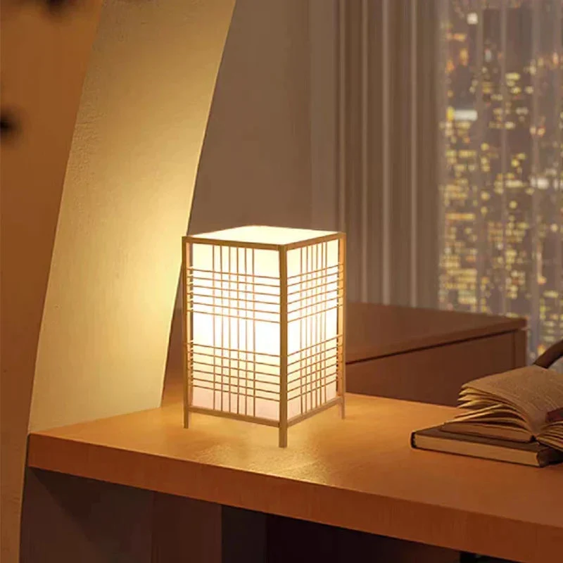 Zenro Bordslampa i Bambu & Trä – Japansk Design för Lugn Atmosfär