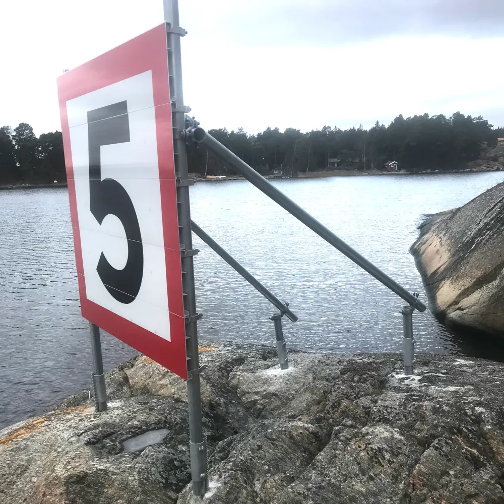 S201 Förbud mot trafik med motorbåt 1000x1000