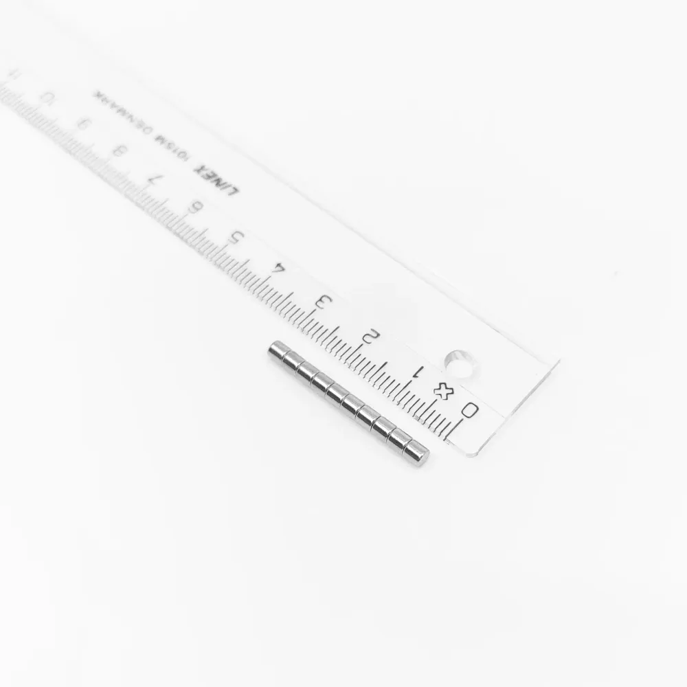 Supermagnet 3x3 mm, Skiva