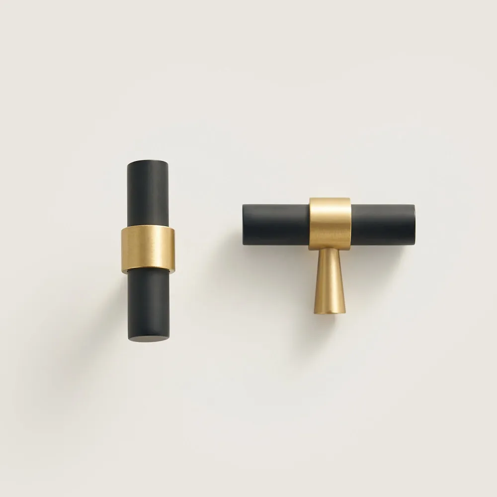 T-bar CH016A | Svart + Mässing