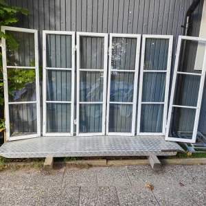 ART 24B 6ST B46 H155 D3 MUNBLÅST GLAS PRIS 1150 KR PER ST