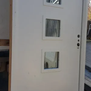 ART 749 1ST B100 H210 PRIS 4500 KR HÖGER