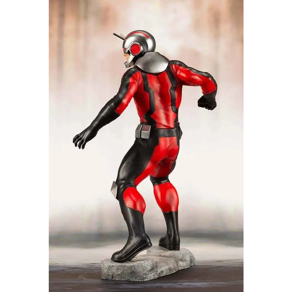 Astonishing Ant-Man & Wasp ARTFX+ Statue