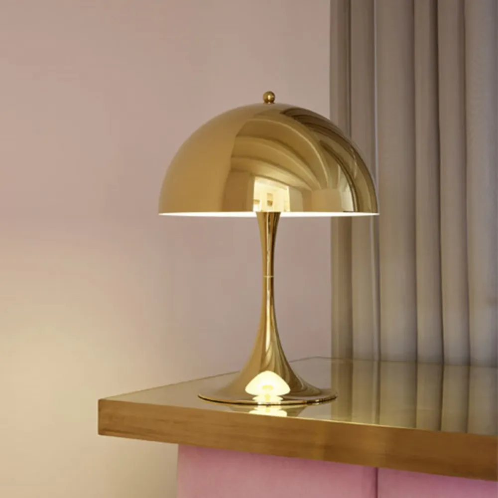 Panthella bord 320 Vit