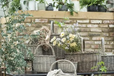 Precision Ib Laursen Blommor creme nyanser