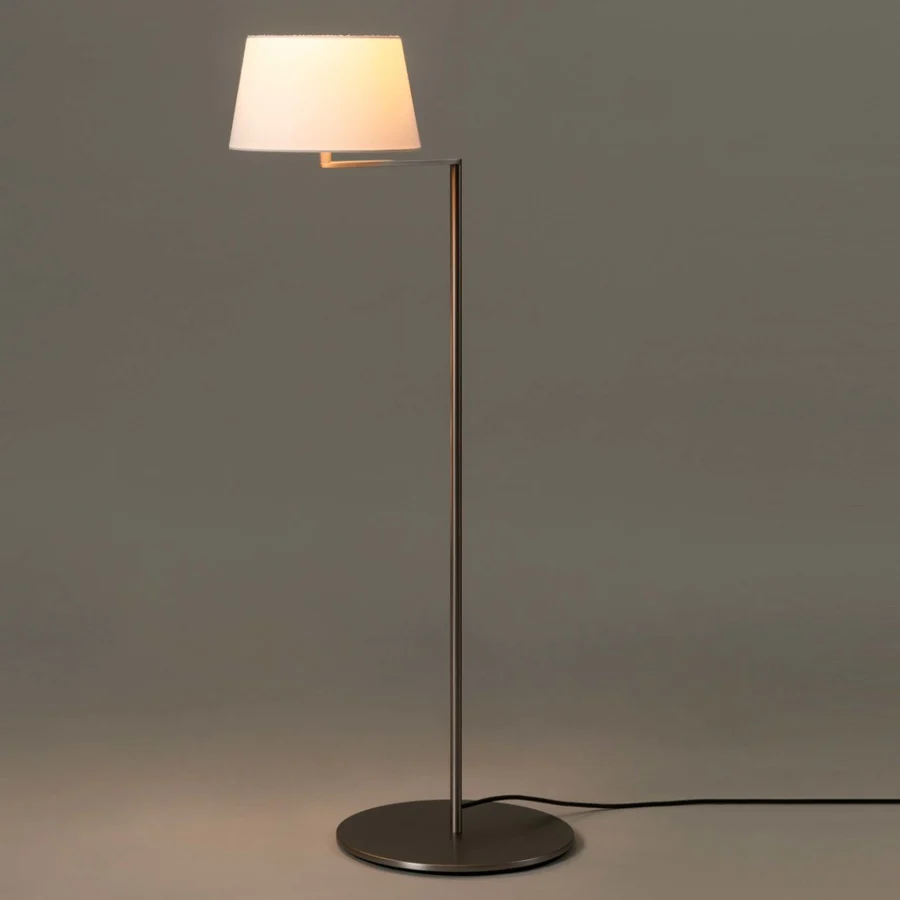Safety Rated Americana golvlampa