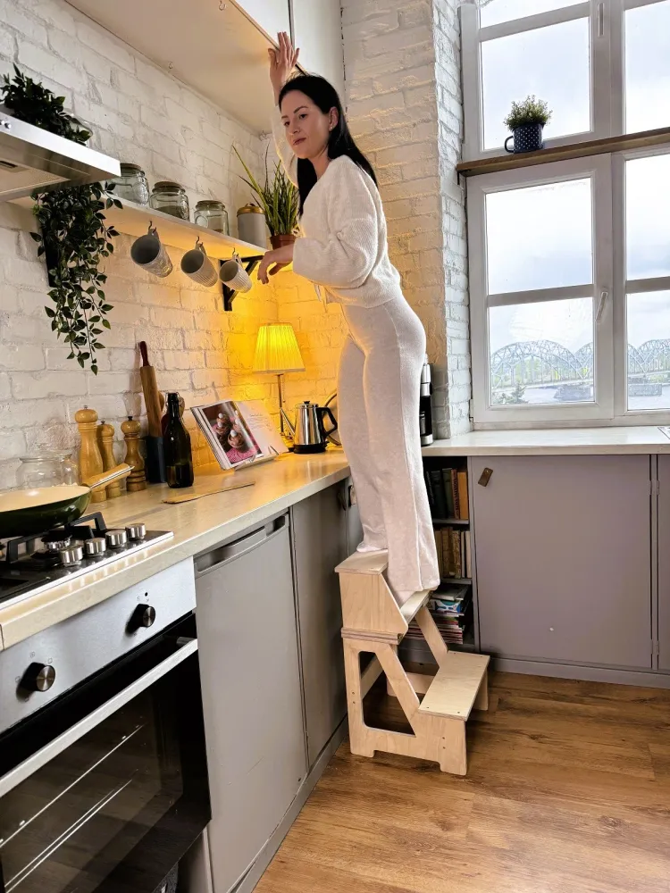Safety Rated Folding Seat And Climbing Helper