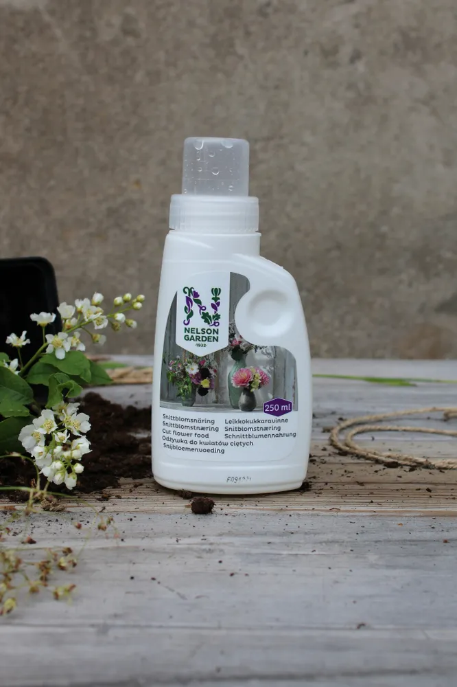 Snittblomsnäring 250ml