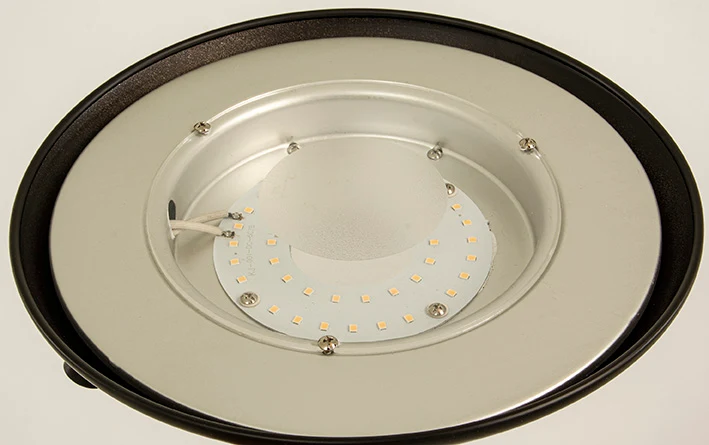 Underbar Uplight Led Golvlampa Svart