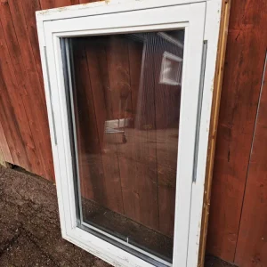 ART 21H B79 H118, 5 TRE GLAS VRED FÖNSTER 4000KR BORLÄNGE