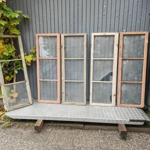 ART 26E 6ST B49 H141 D2, 5 GAMMALT GLAS 700 KR PER ST ( BEHÖVER BYTA GLAS PÅ 6ST)
