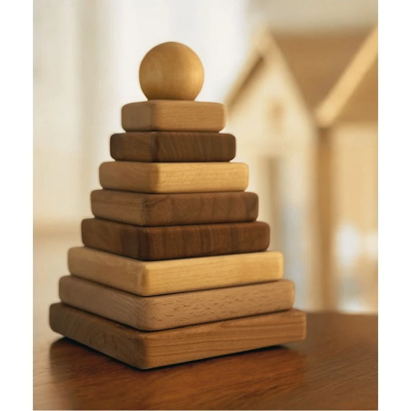 Timber Square Pyramid - Natural Furniture Making